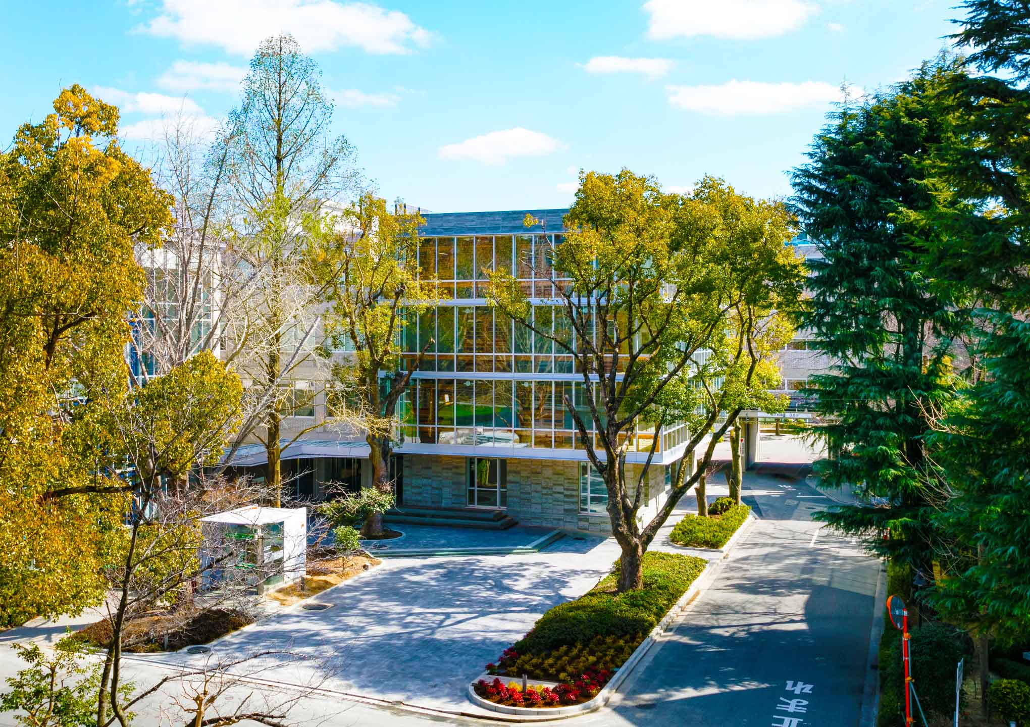 物理・応用物理学科